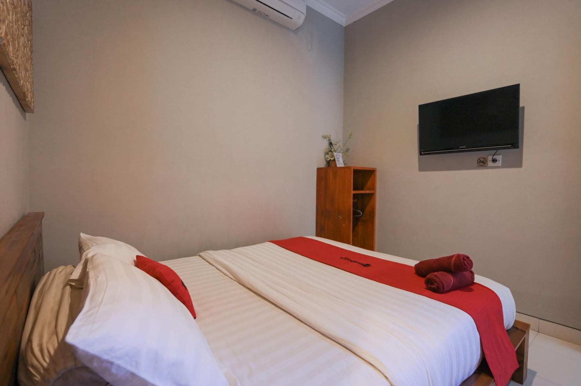 Reddoorz Near Mertasari Beach 2 Pesanggaran Экстерьер фото