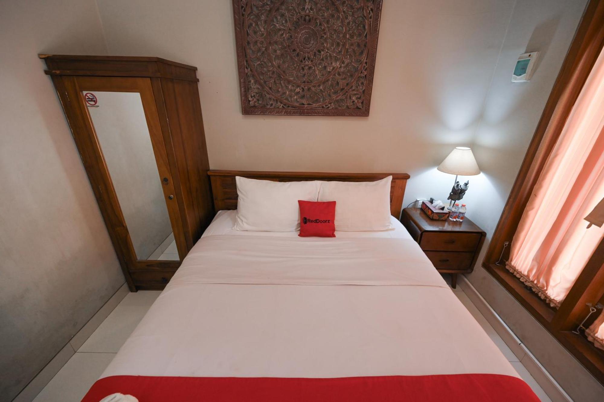 Reddoorz Near Mertasari Beach 2 Pesanggaran Экстерьер фото