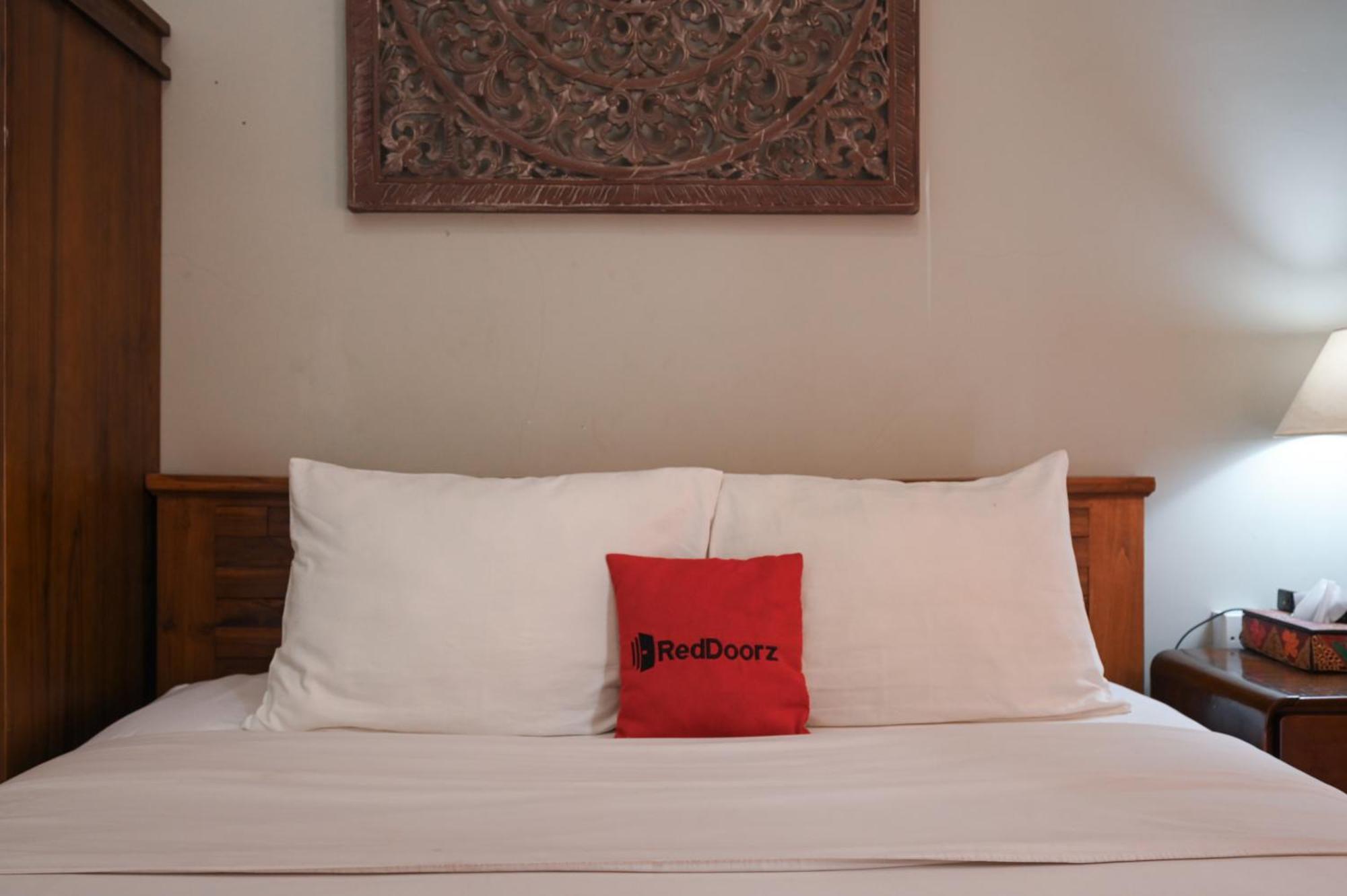 Reddoorz Near Mertasari Beach 2 Pesanggaran Экстерьер фото