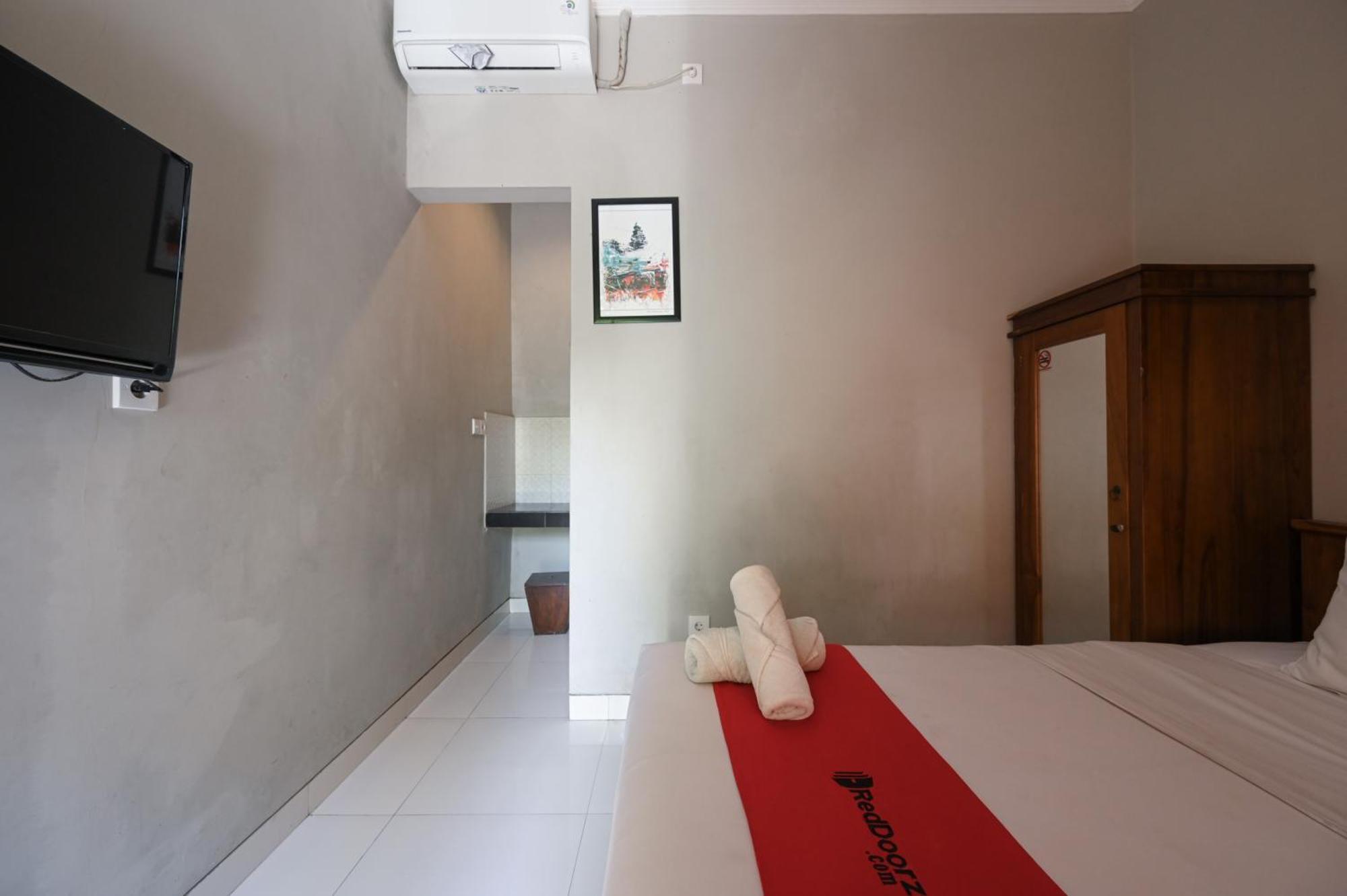 Reddoorz Near Mertasari Beach 2 Pesanggaran Экстерьер фото